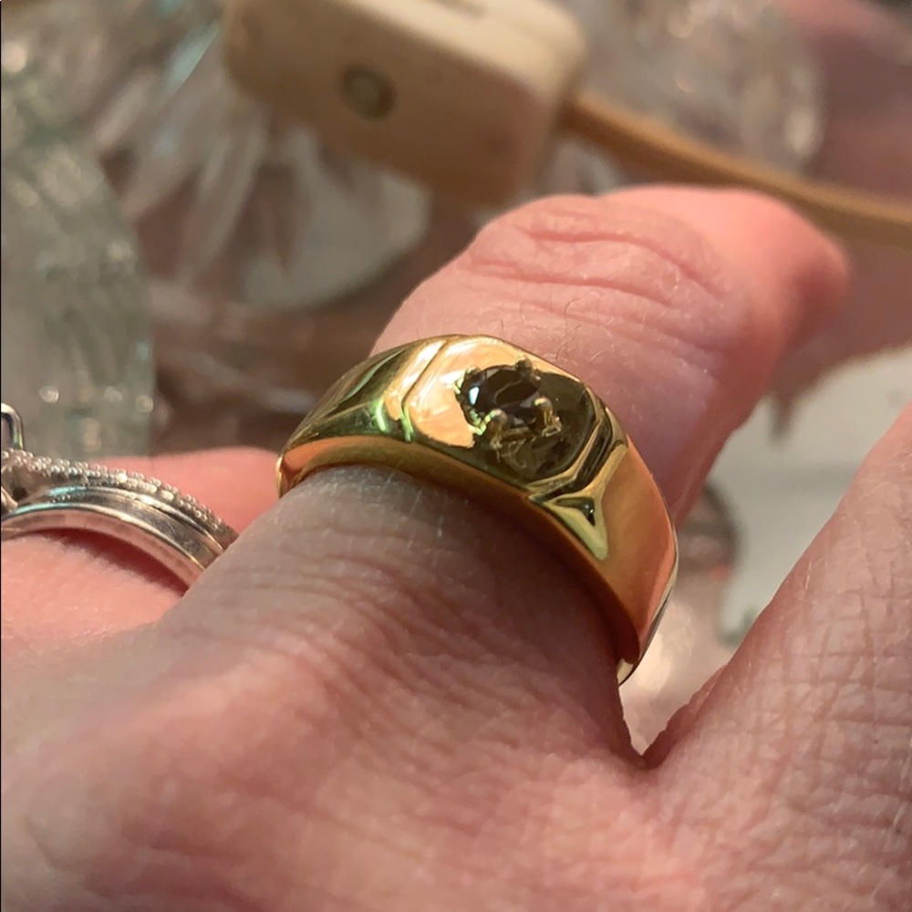 Men’s 14k yellow gold Black Diamond Ring size9